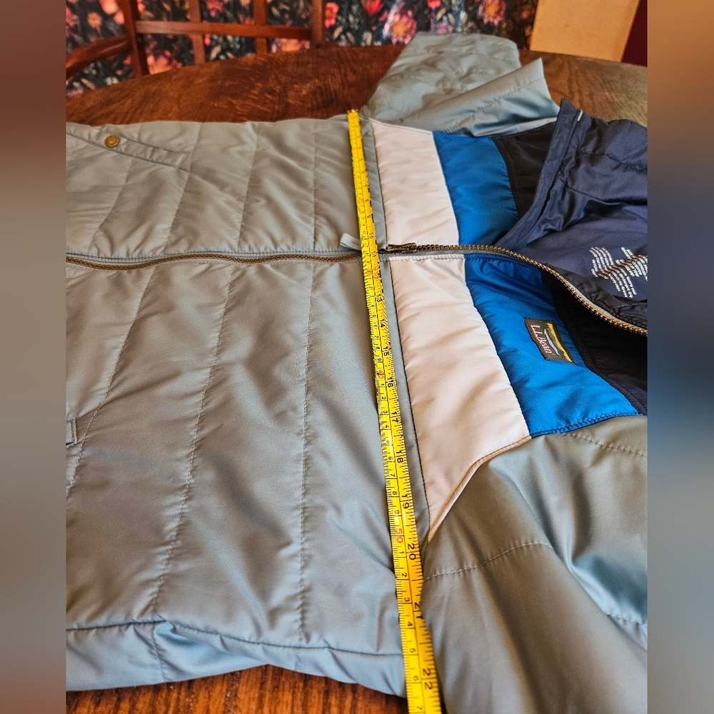 L.L. Bean Colorblock Puffer Jacket Sz M - Picture 4 of 7